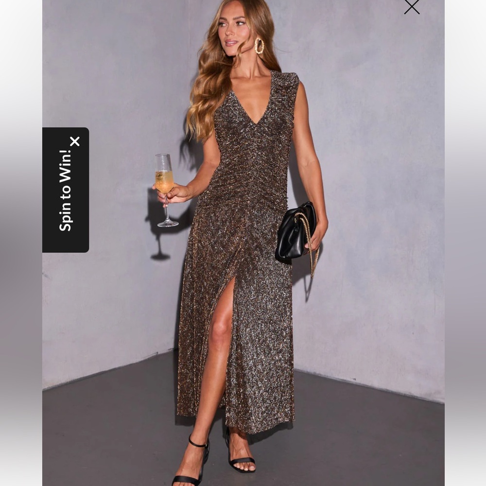 VICI COLLECTION ENCHANTED HOUR LUREX GOWN